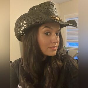 Cowgirl straw hat w pleather strap and beaded details